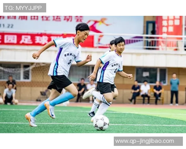 中国U19青年队迎战纽卡斯尔喷气机展现青春风采与足球激情